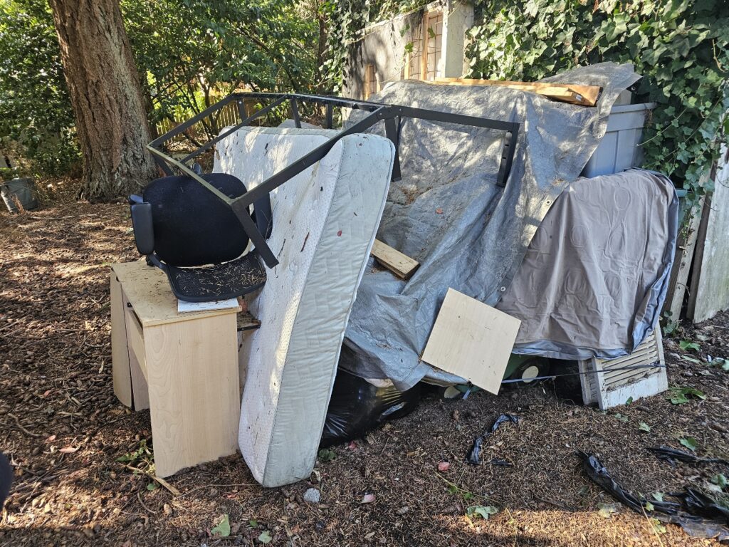 Junk Removal Hot Tub Removal Made Easy: A Complete Guide for Seattle Homeowners Junk Removal Hot Tub Removal Made Easy: A Complete Guide for Seattle Homeowners
