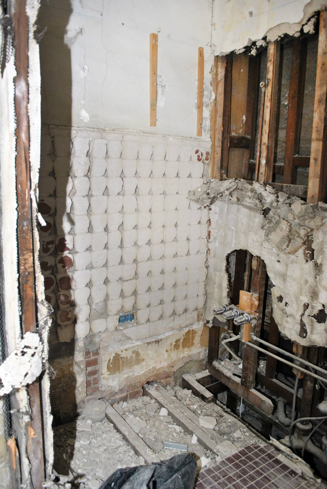 Bathroom Demolition Service In Aloha