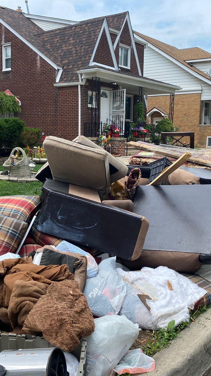 Flood Damage Cleanout Service In Aloha