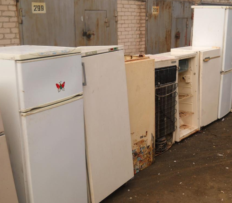 Refrigerator Removal Service In Renton